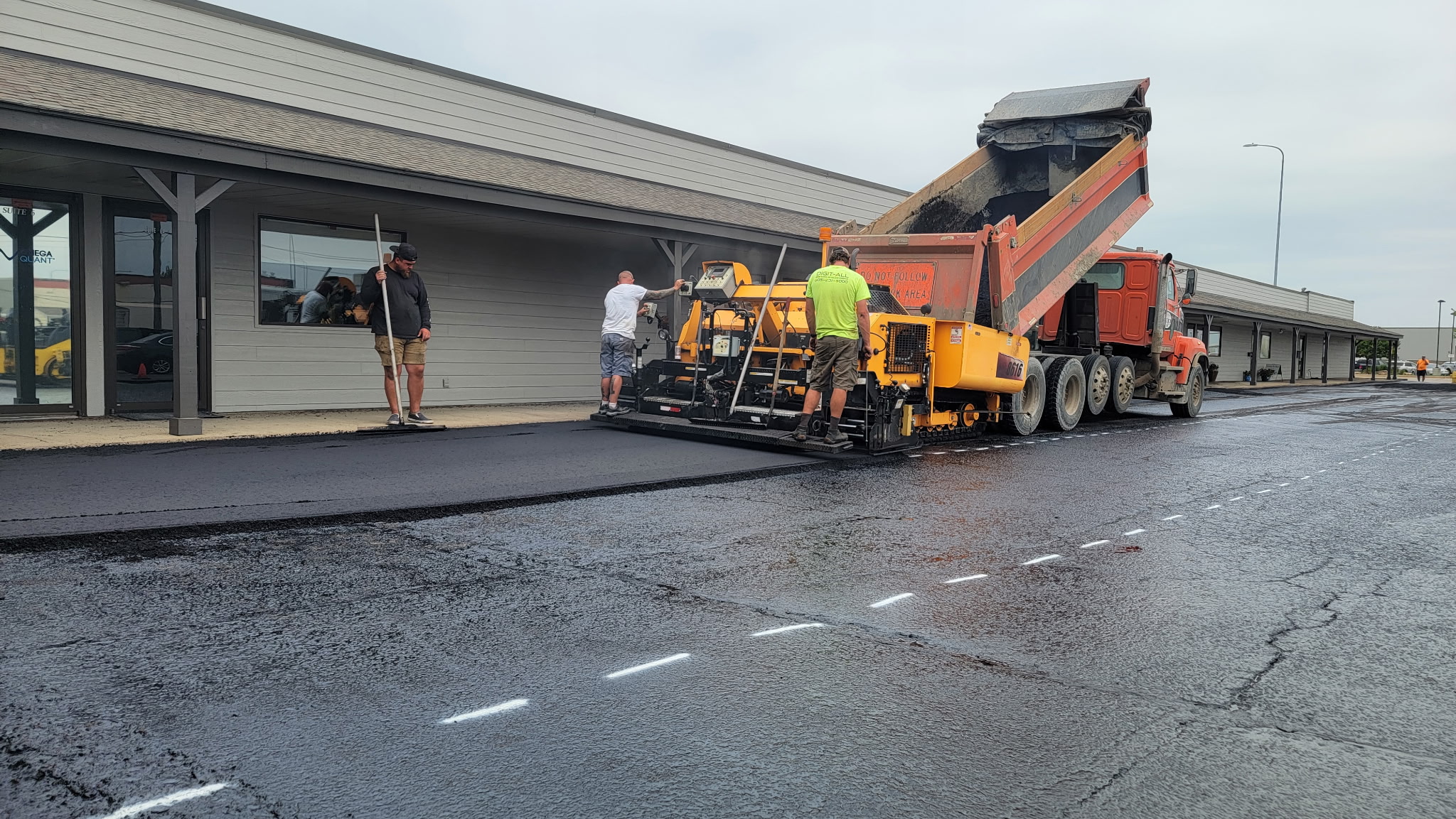 Asphalt approach