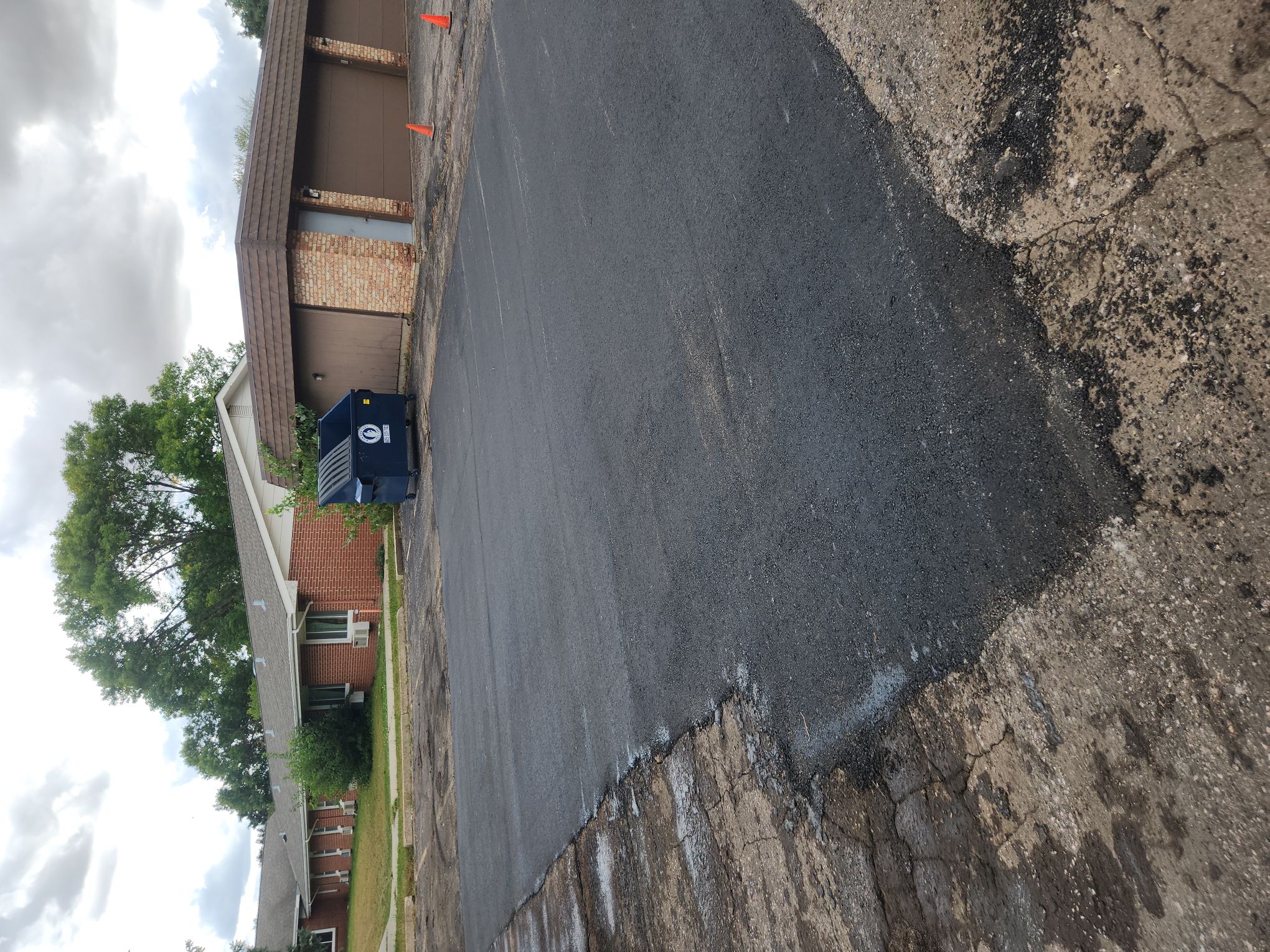 Asphalt finish work